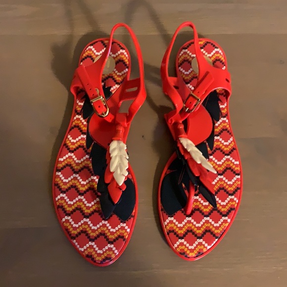 Melissa “Feathers” Red, Blue, and White Jelly Sandals - Women’s Size 7 - Picture 4 of 6